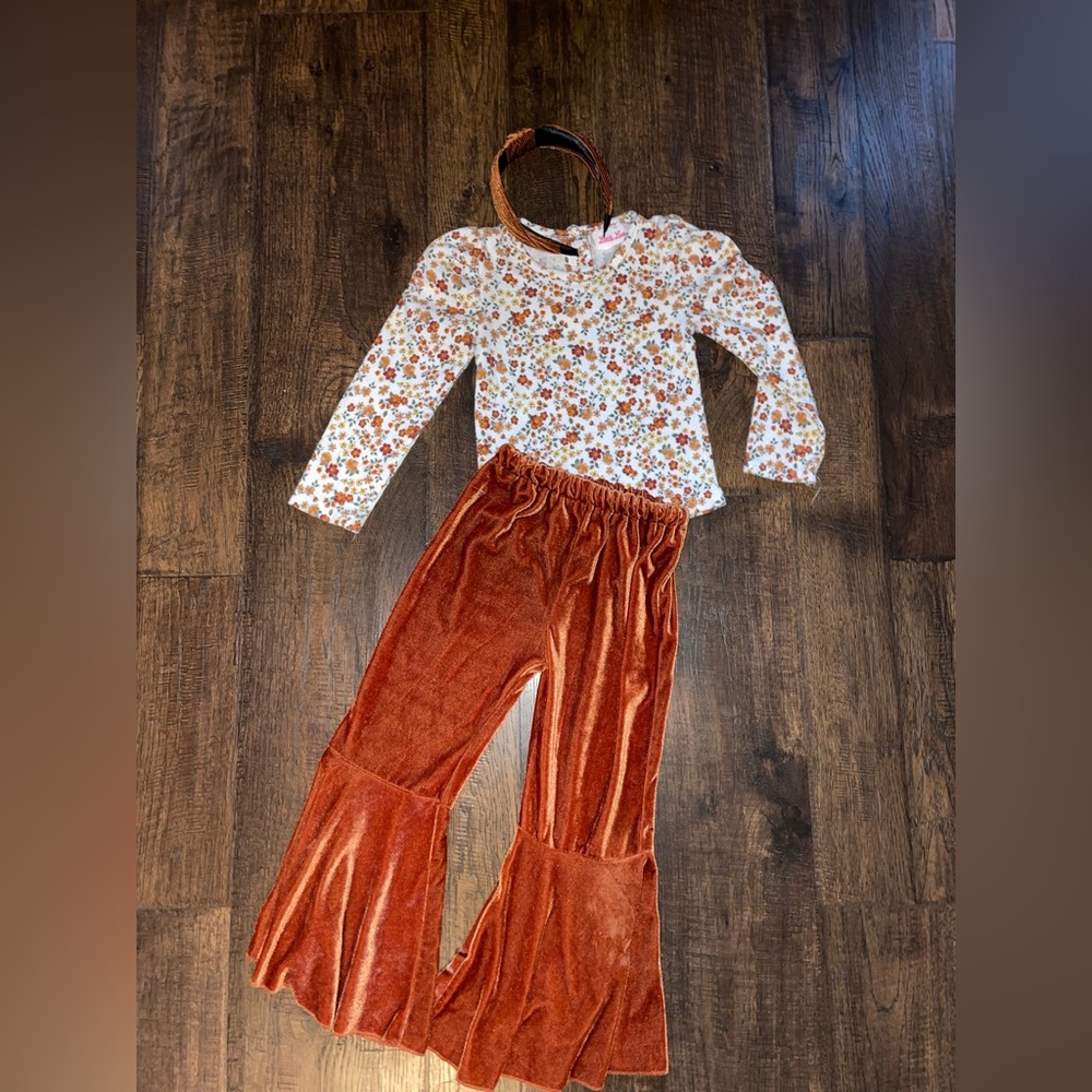 Size 4t LITTLE LASS fall outfit. Pants, shirt, and headband
